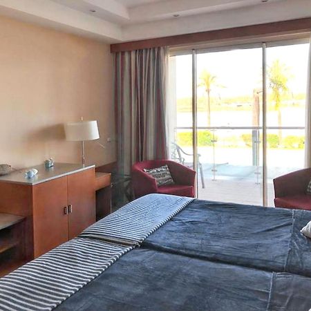 Charming Apartment In Estombar With Private Pool. Bagian luar foto