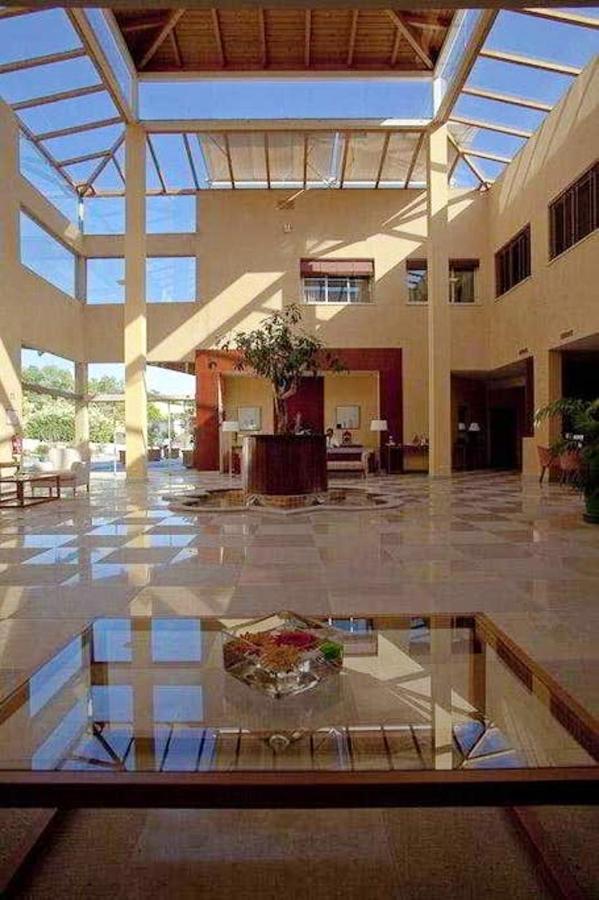 Charming Apartment In Estombar With Private Pool. Bagian luar foto