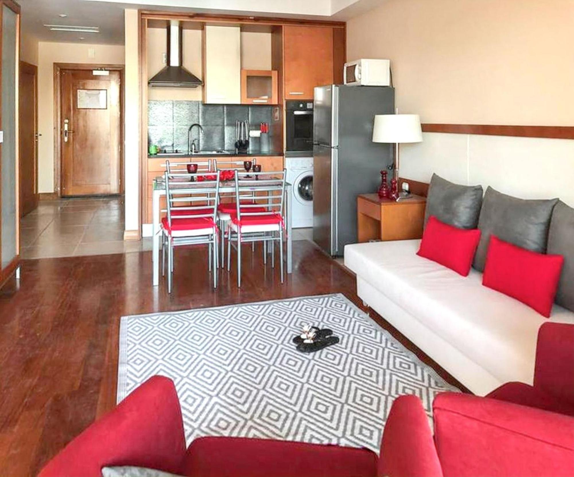 Charming Apartment In Estombar With Private Pool. Bagian luar foto