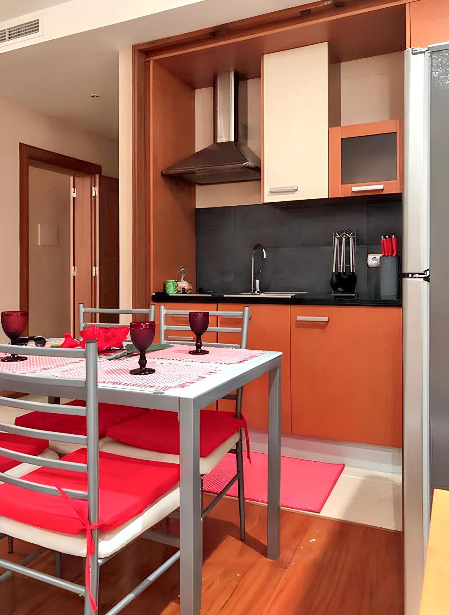 Charming Apartment In Estombar With Private Pool. Bagian luar foto
