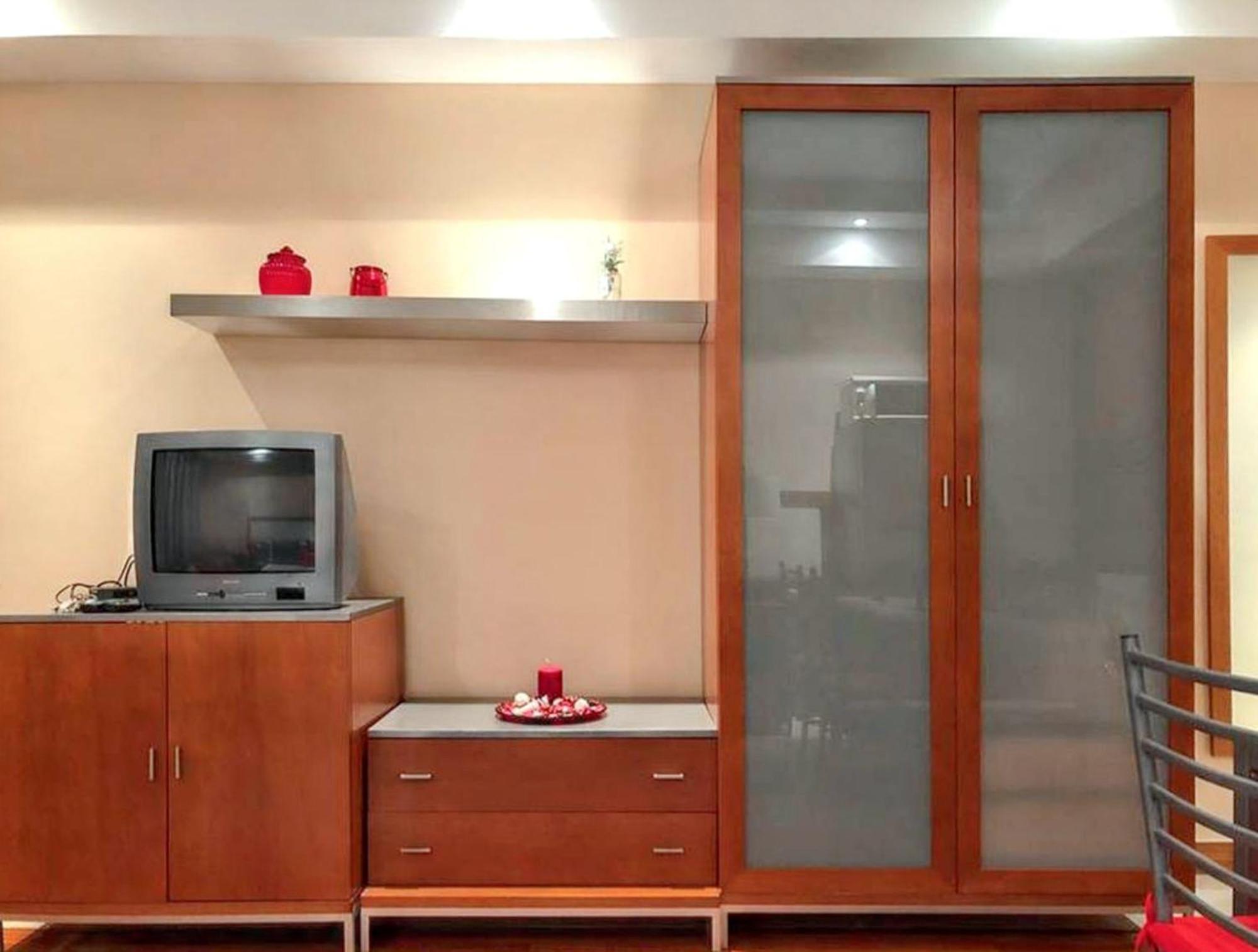 Charming Apartment In Estombar With Private Pool. Bagian luar foto