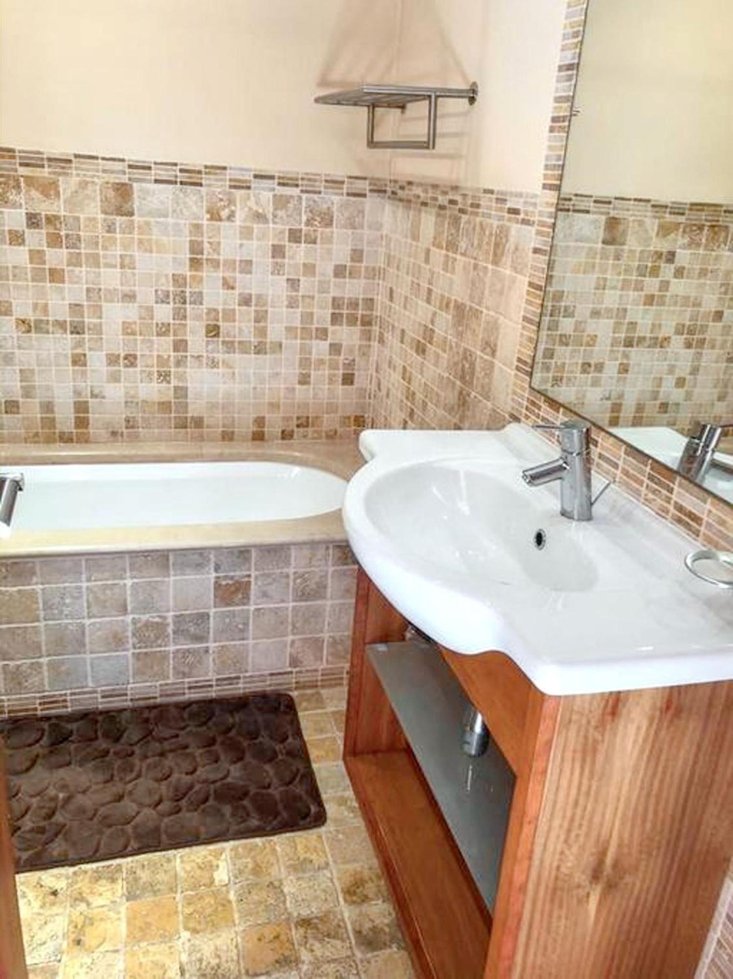Charming Apartment In Estombar With Private Pool. Bagian luar foto