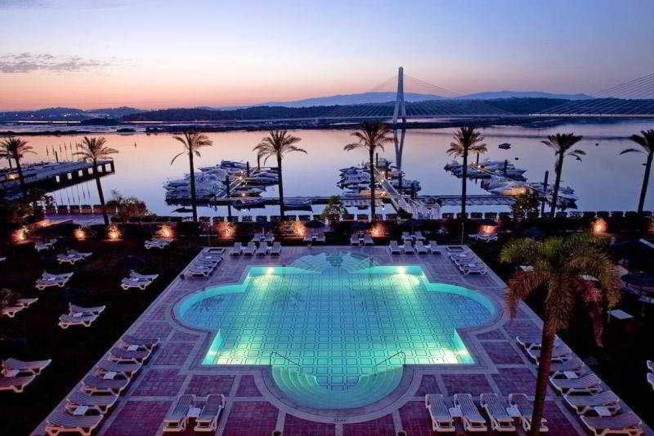 Charming Apartment In Estombar With Private Pool. Bagian luar foto